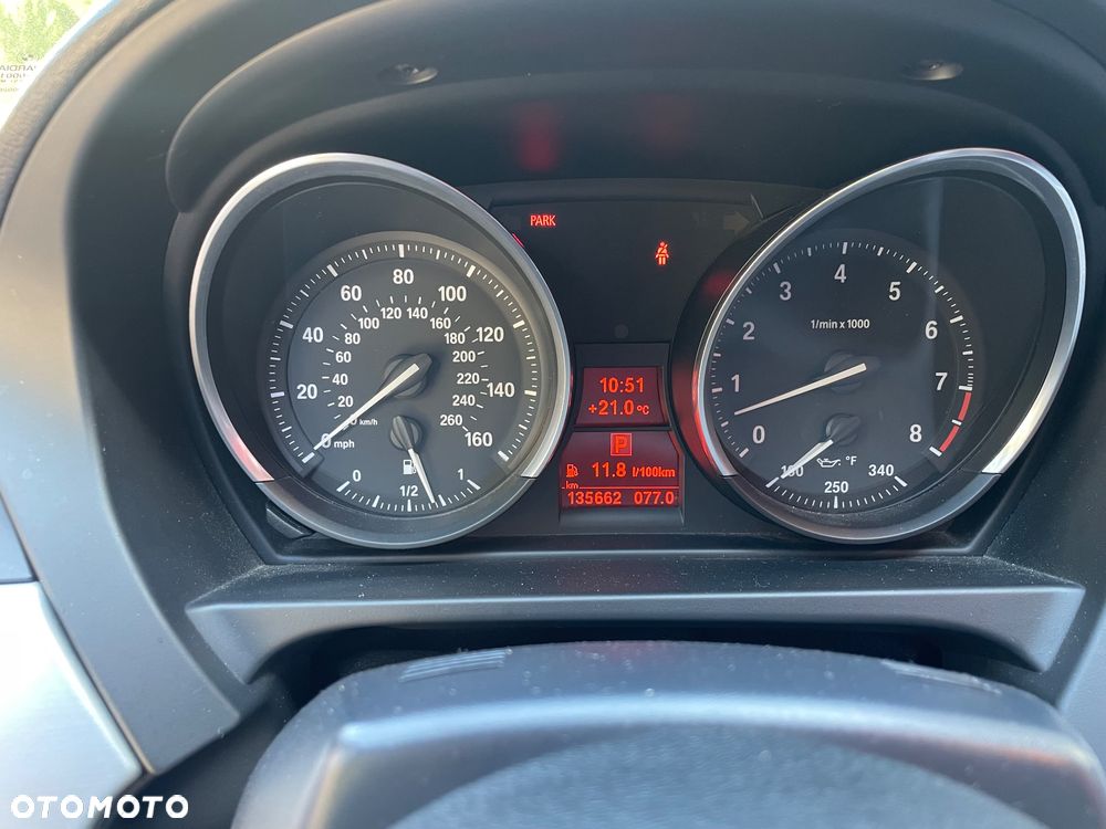 BMW Z4 sDrive35i - 14