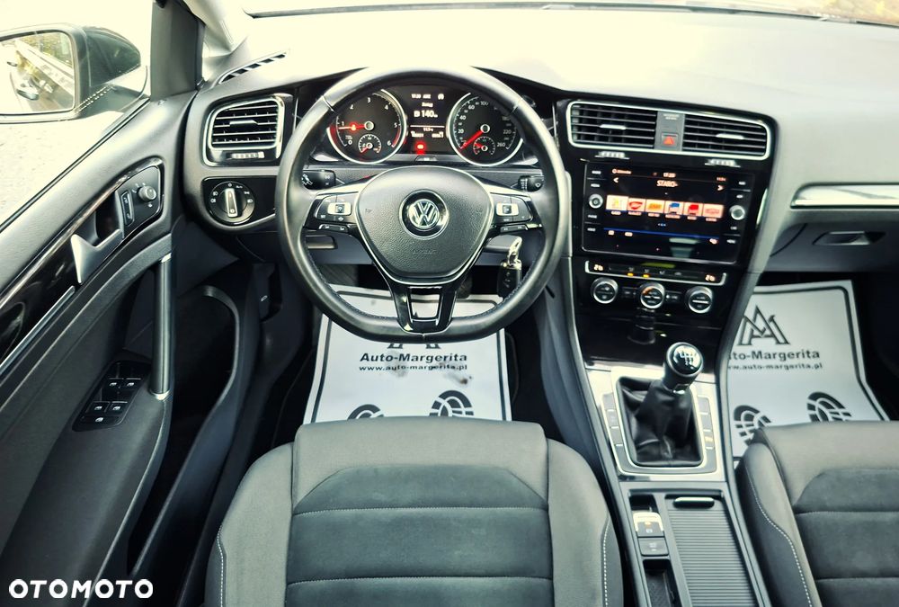 Volkswagen Golf 2.0 TDI SCR United - 32