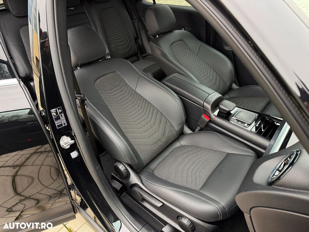 Mercedes-Benz GLB 200 d 4MATIC 8G-DCT Progressive - 13