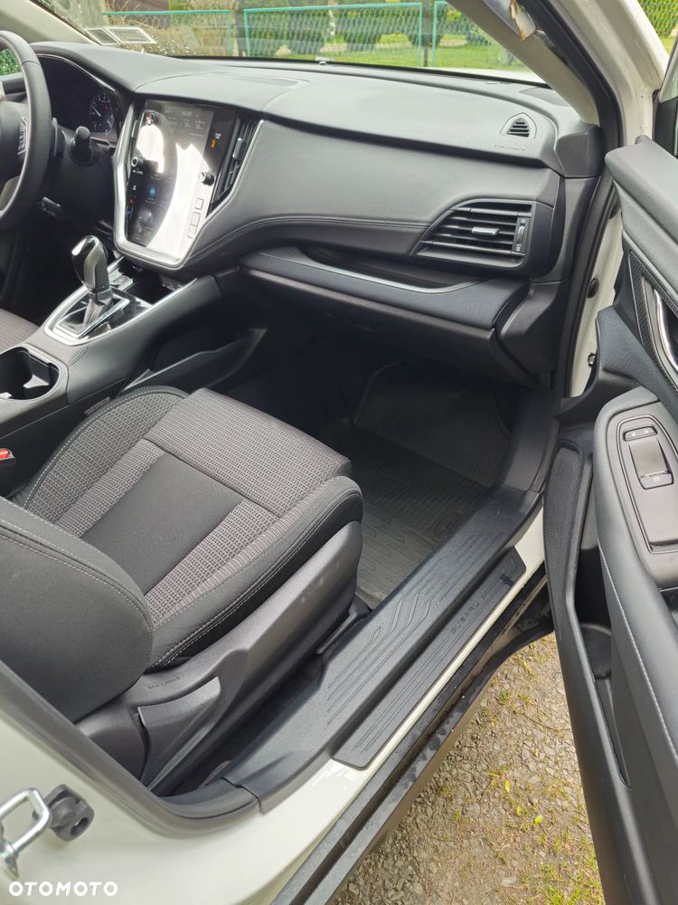Subaru Outback - 12