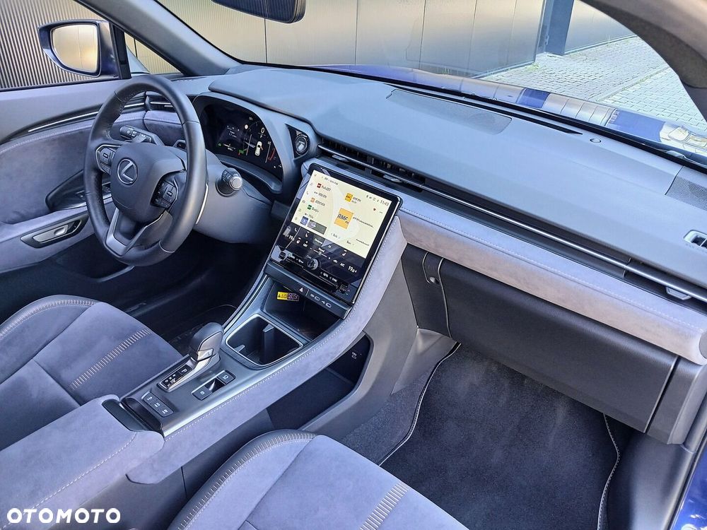 Lexus LBX 1.5 Hybrid Cool AWD - 30