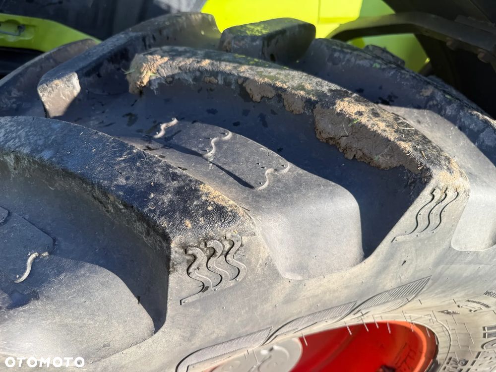 Claas ARION 620 - 10