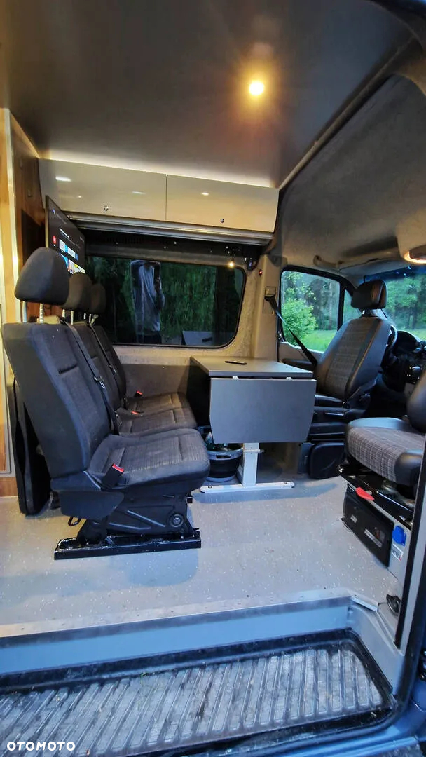 Mercedes-Benz Sprinter - 31