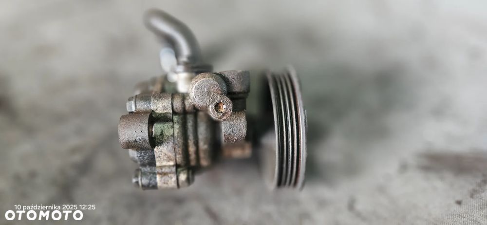 Pompa wspomagania Hyundai Getz 1,3 i 12V 2004r 57110-1C301 - 6