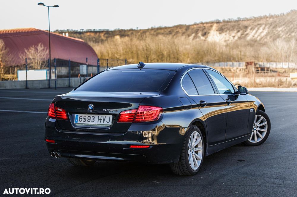 BMW Seria 5 520d - 4