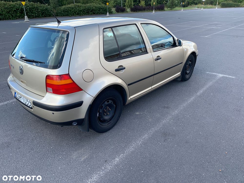 Volkswagen Golf IV 1.4 Q - 4