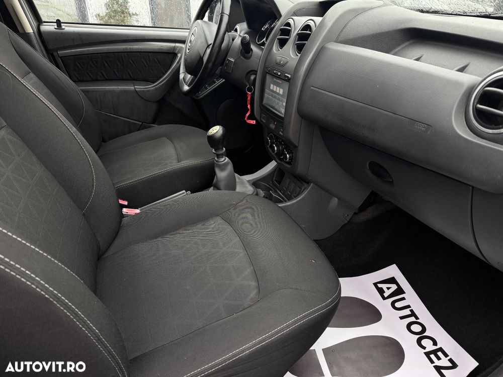 Dacia Duster dCi 110 FAP 4x2 Laureate - 12