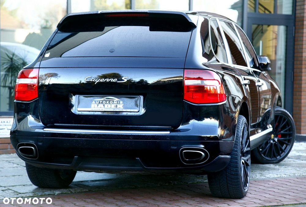 Porsche Cayenne - 22