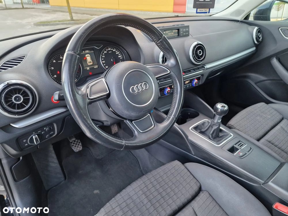 Audi A3 Sportback 1.4 TFSI Attraction - 24