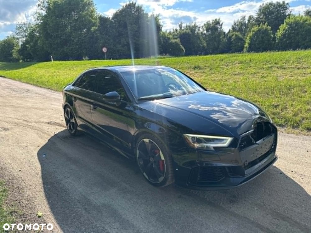 Audi RS3 Limousine 2.5 TFSI Quattro S tronic - 1