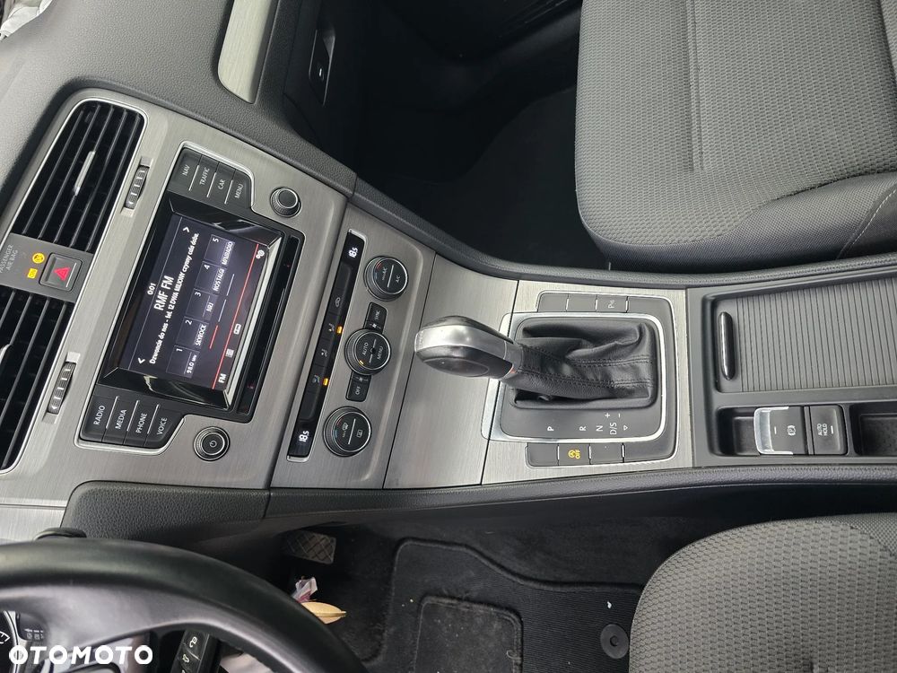 Volkswagen Golf 1.6 TDI BlueMotion Technology DSG Comfortline - 17