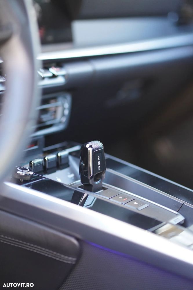 Porsche 911-TURBO-S - 25