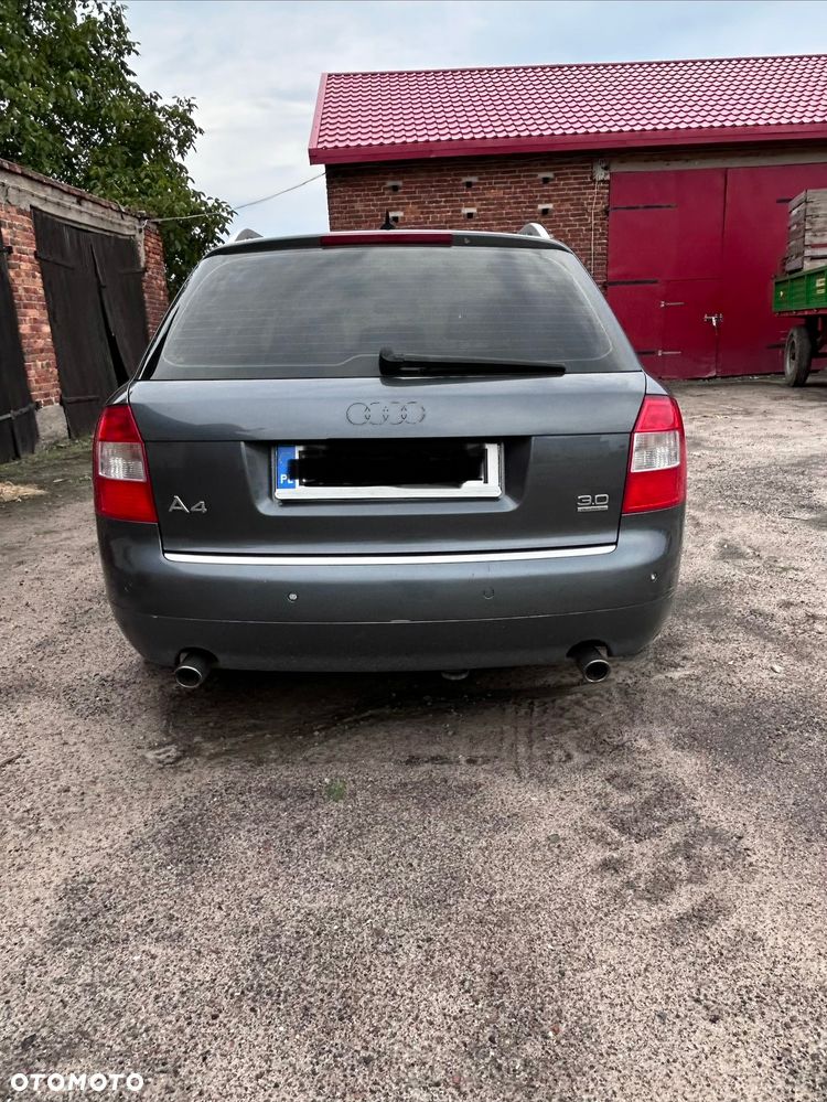 Audi A4 Avant - 5