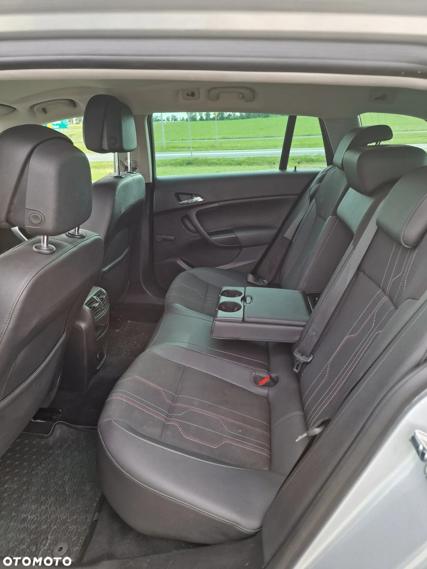 Opel Insignia 2.0 CDTI - 12