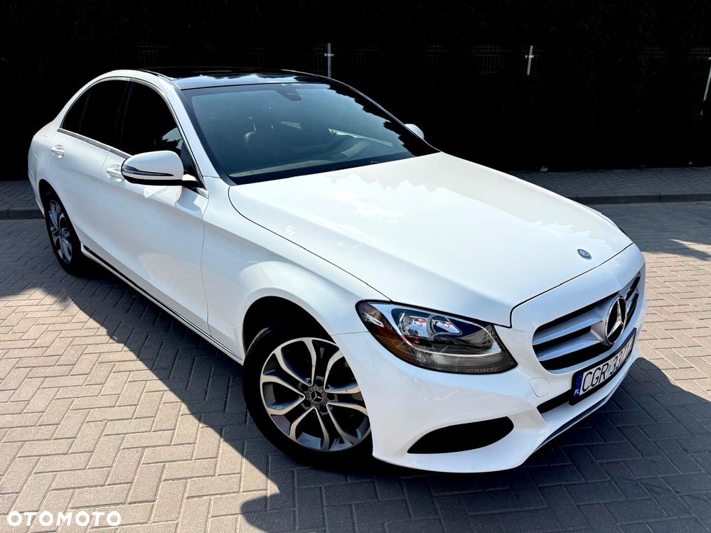 Mercedes-Benz Klasa C 300 9G-TRONIC AMG Line - 12