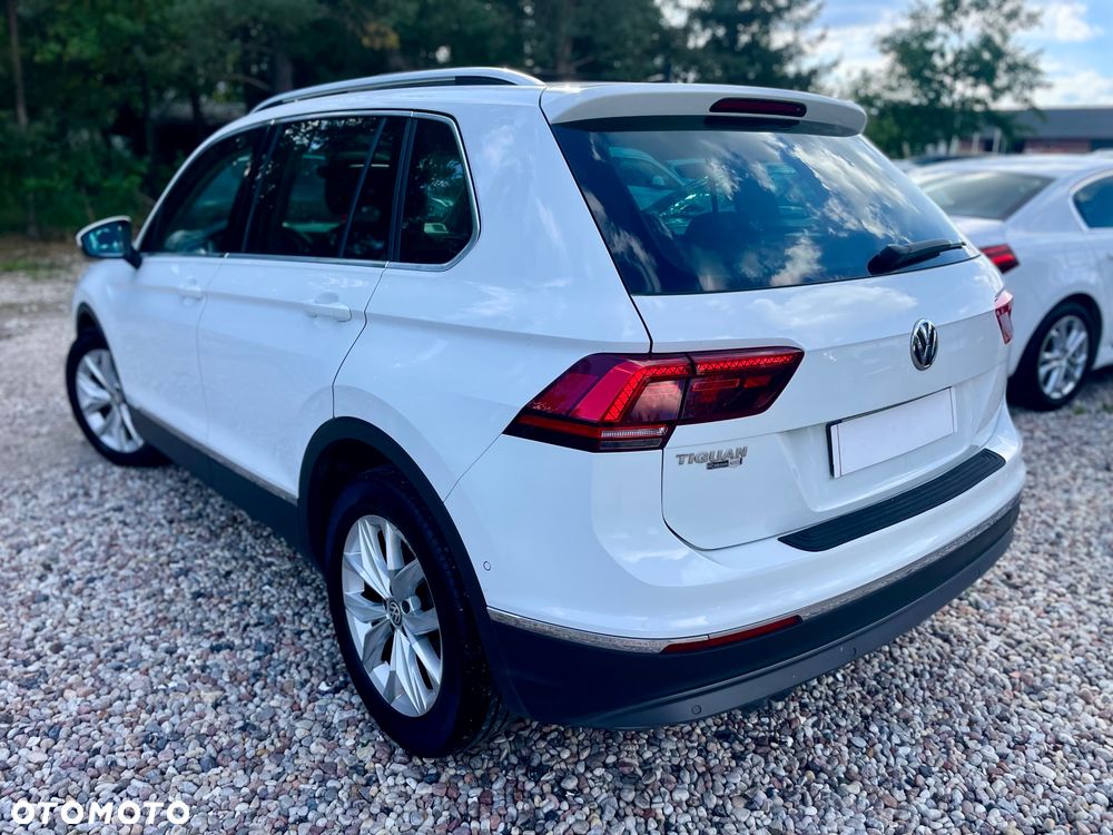 Volkswagen Tiguan - 8