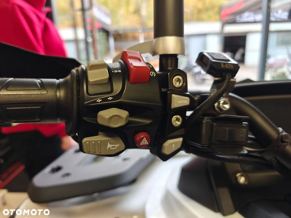 QJMOTOR SFA 600 - 12