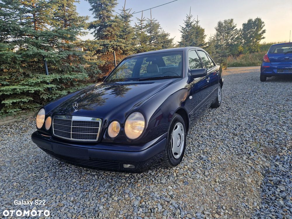Mercedes-Benz Klasa E - 1