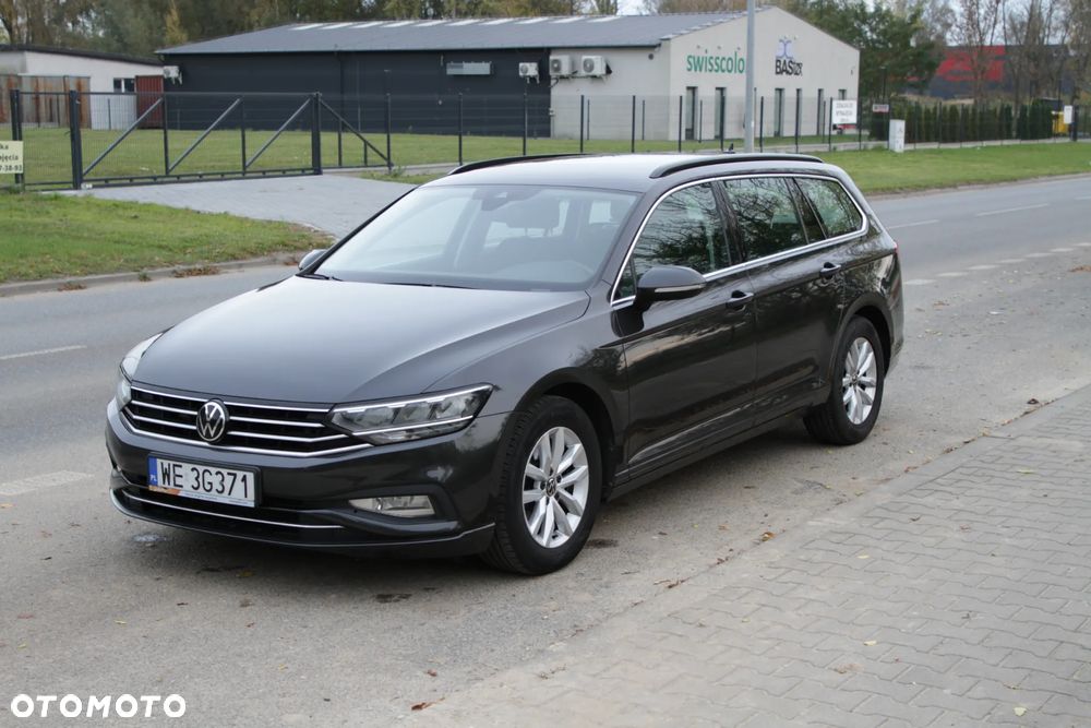 Volkswagen Passat Variant 2.0 TDI EVO Business DSG - 2