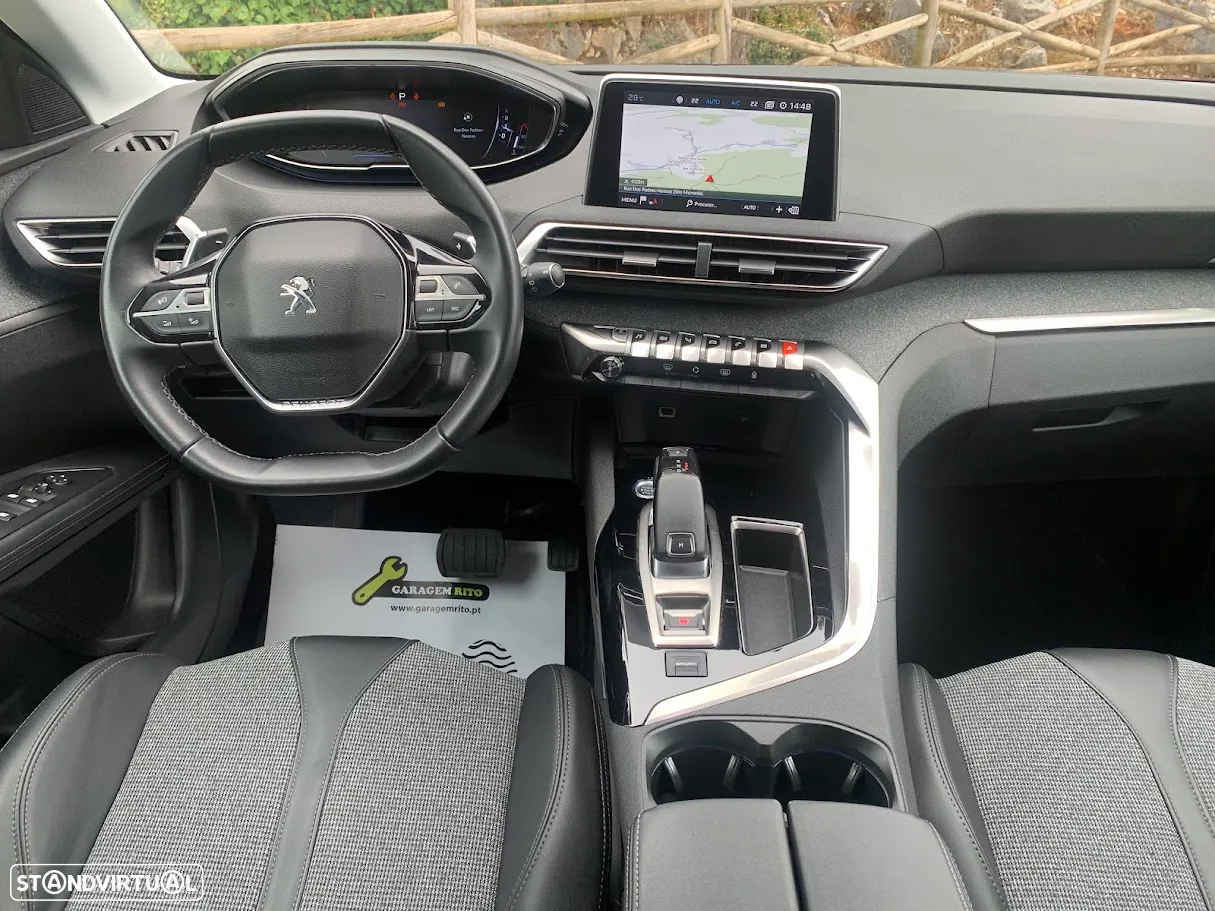 Peugeot 3008 1.2 PureTech Allure EAT8 - 10