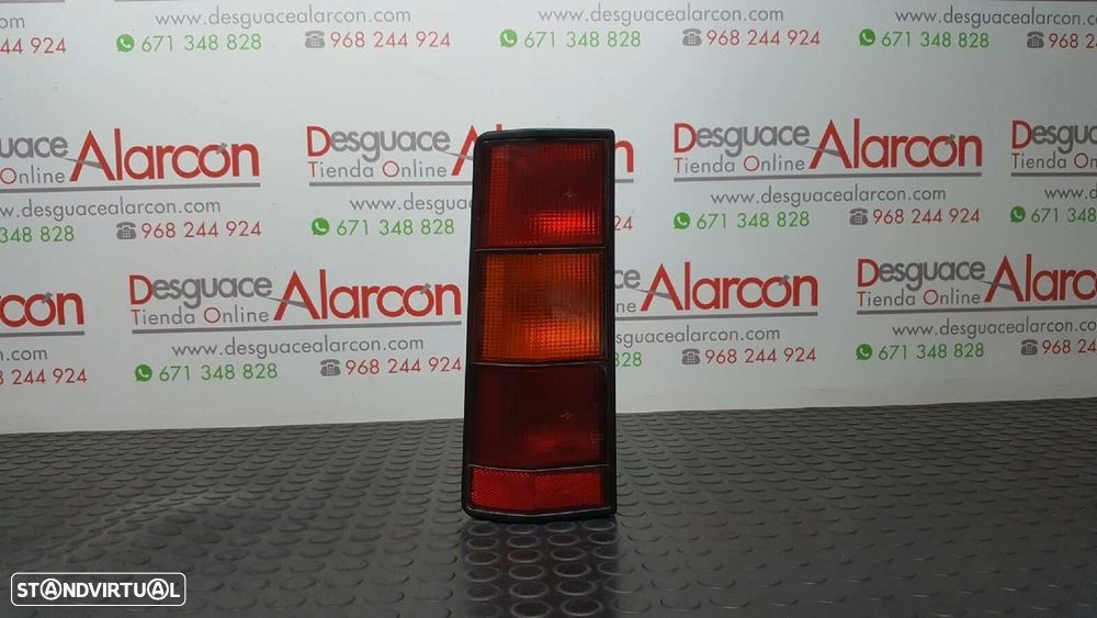 FAROLIM TRASEIRO ESQUERDO RENAULT RAPID/EXPRESS (F40) 1.9 D FAMILIAR (F40P) - 1