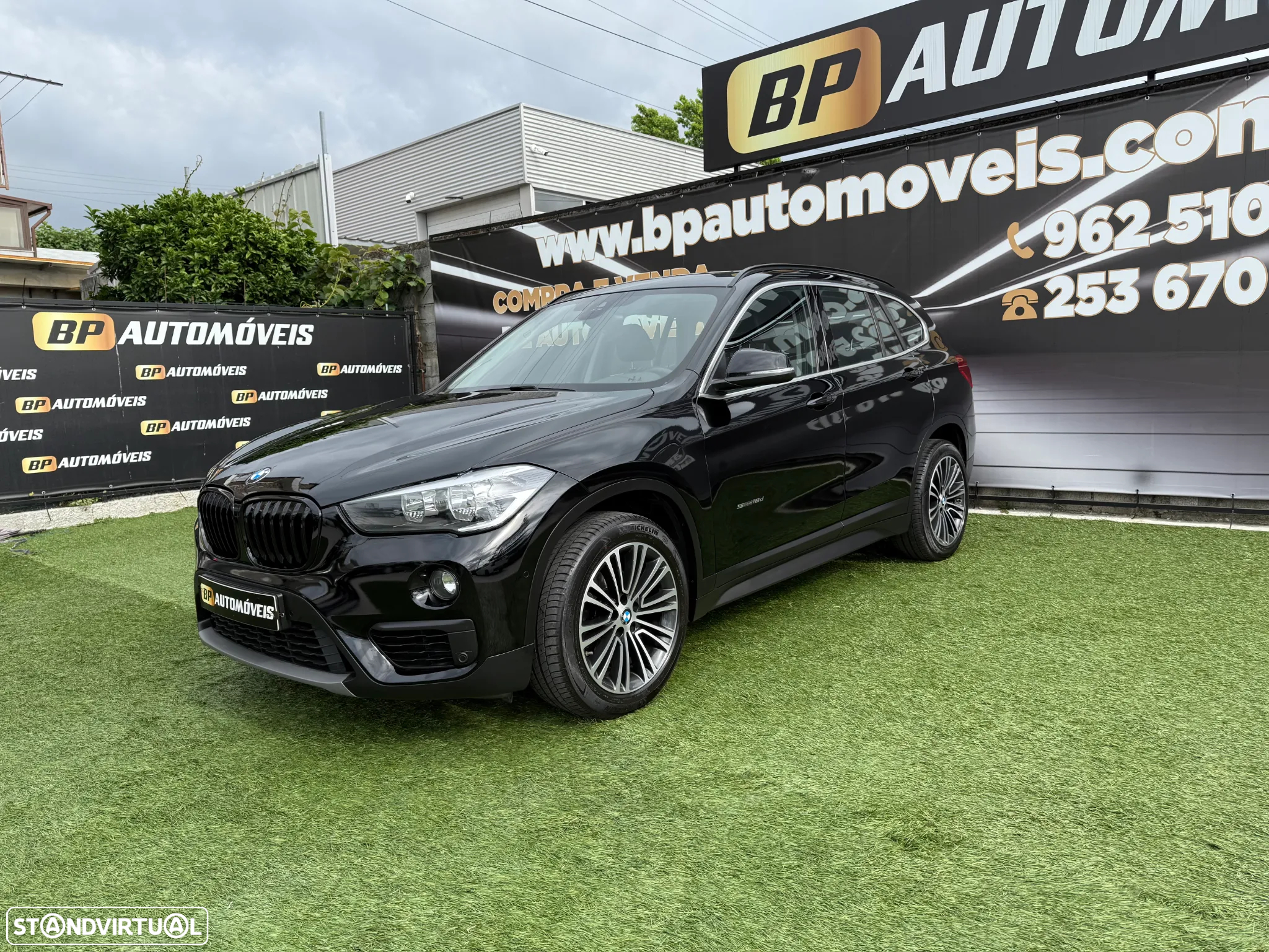 BMW X1 18 d sDrive Auto Pack M - 16