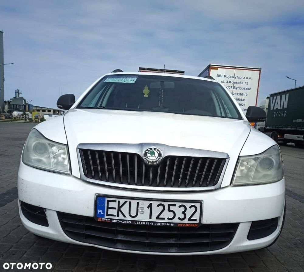 Skoda Octavia 1.6 Mint - 12