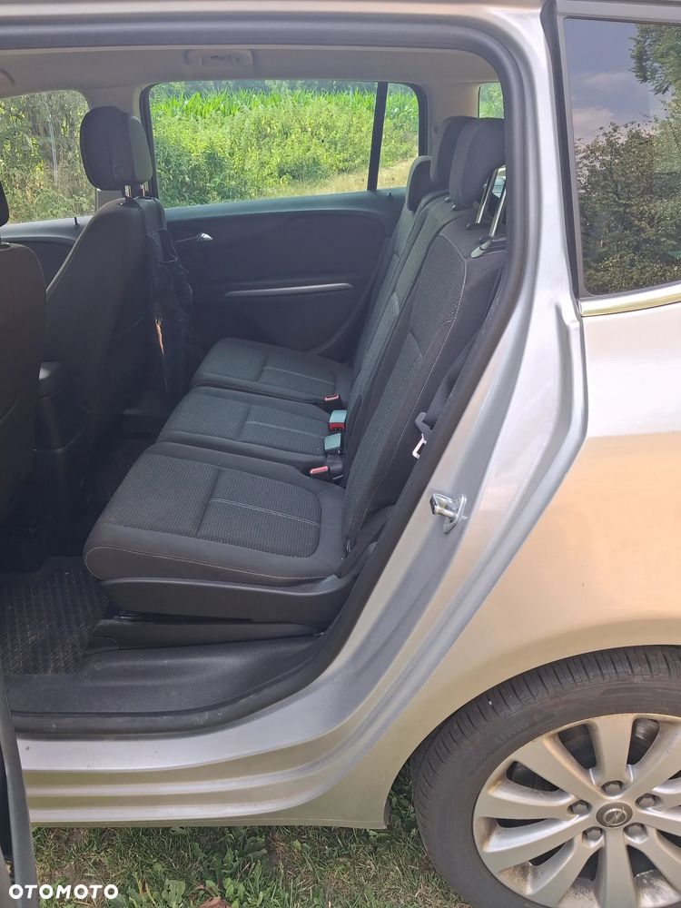 Opel Zafira - 13