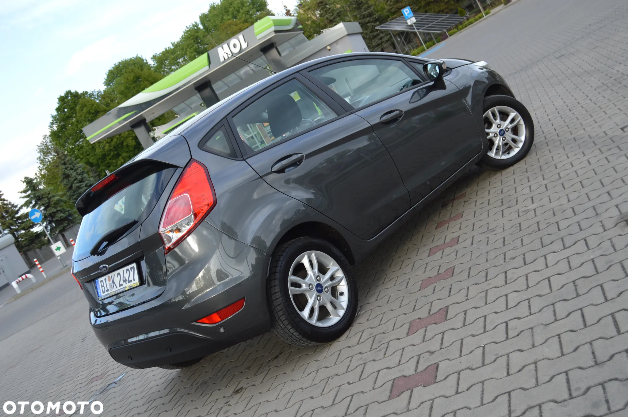 Ford Fiesta 1.0 EcoBoost Start-Stop SYNC Edition - 24