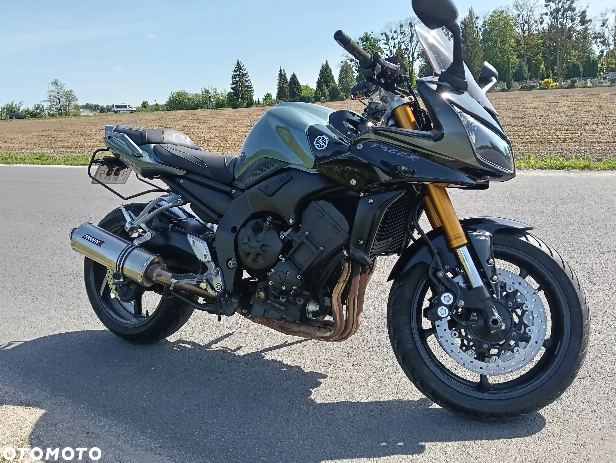 Yamaha FZ - 21