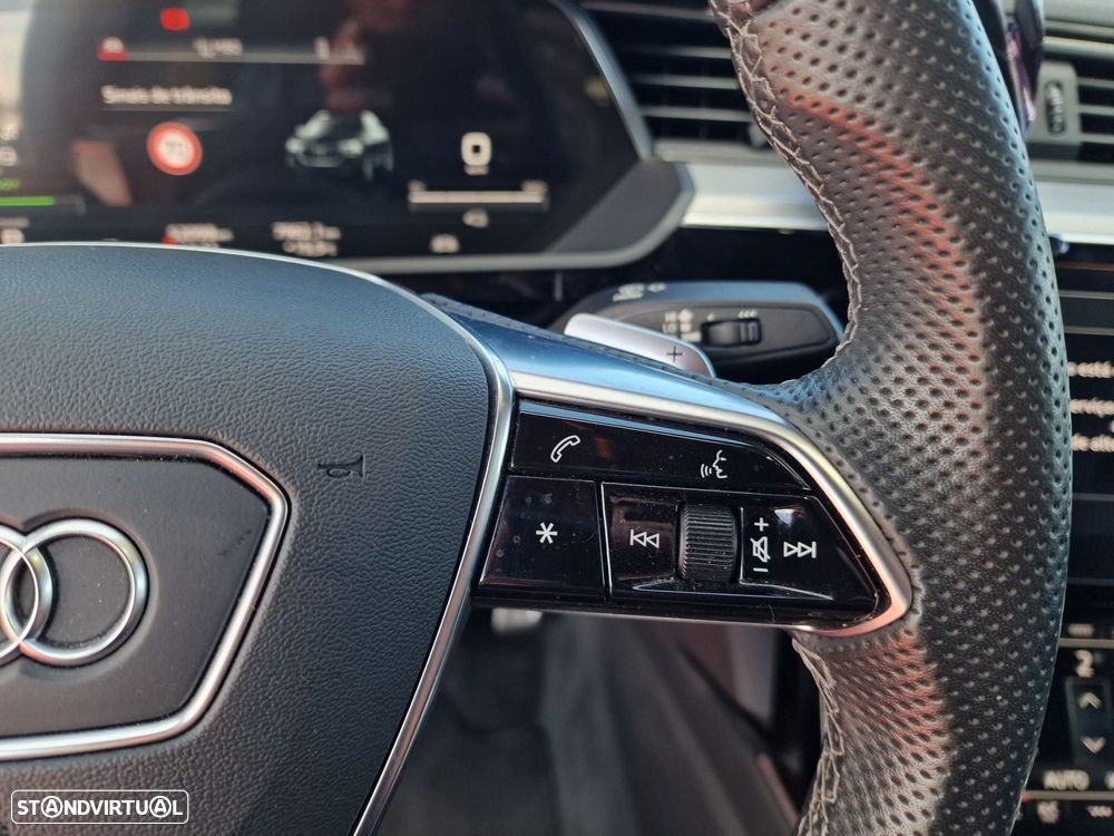 Audi Q8 e-Tron Sportback 50 quattro S line - 22