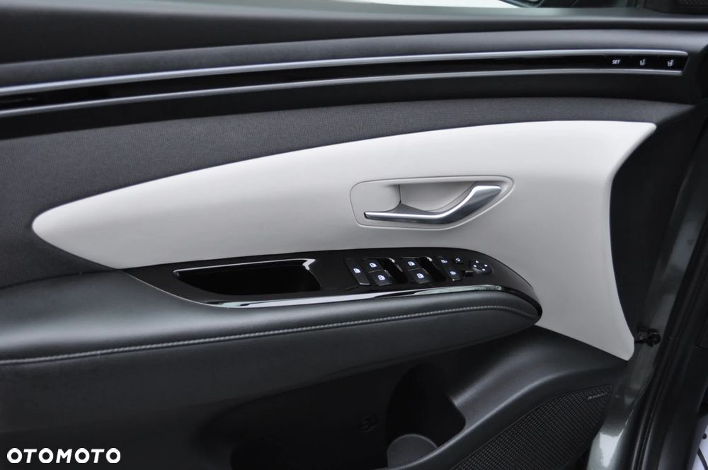 Hyundai Tucson 1.6 T-GDi HEV Platinum 2WD - 25