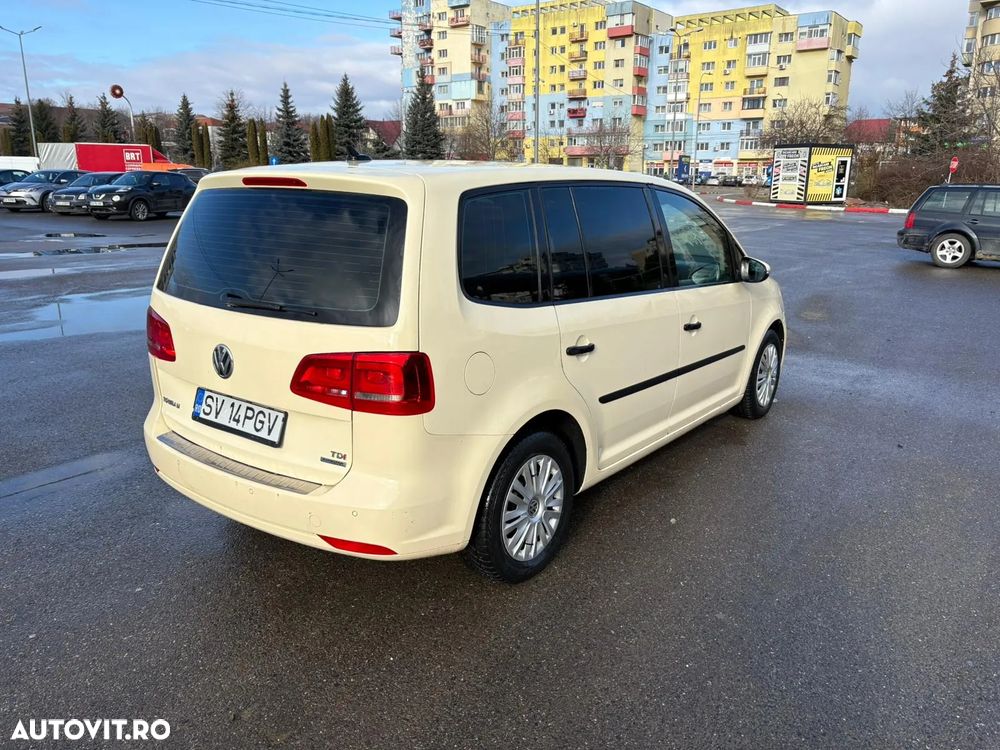 Volkswagen Touran - 4