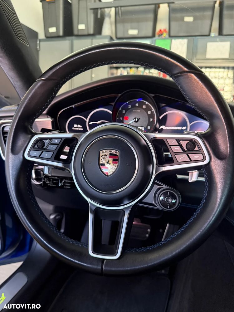 Porsche Panamera 4 E-Hybrid - 14