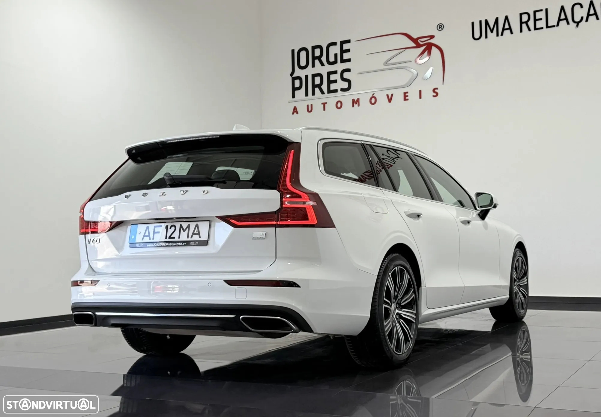 Volvo V60 2.0 T6 AWD TE Inscription Expression - 13