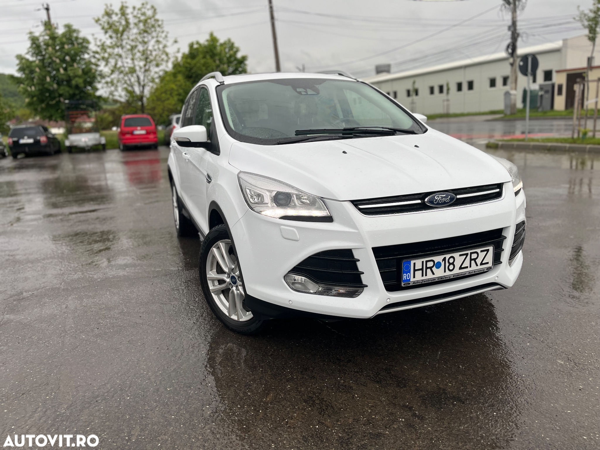 Ford Kuga - 4
