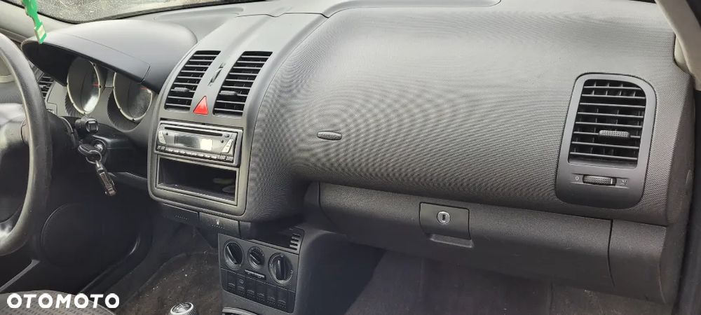 Volkswagen Polo III 2000 na części - 29