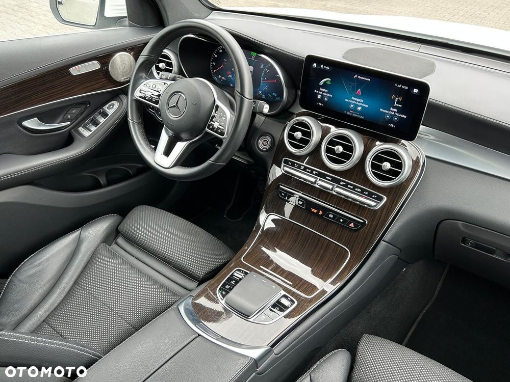 Mercedes-Benz GLC - 17