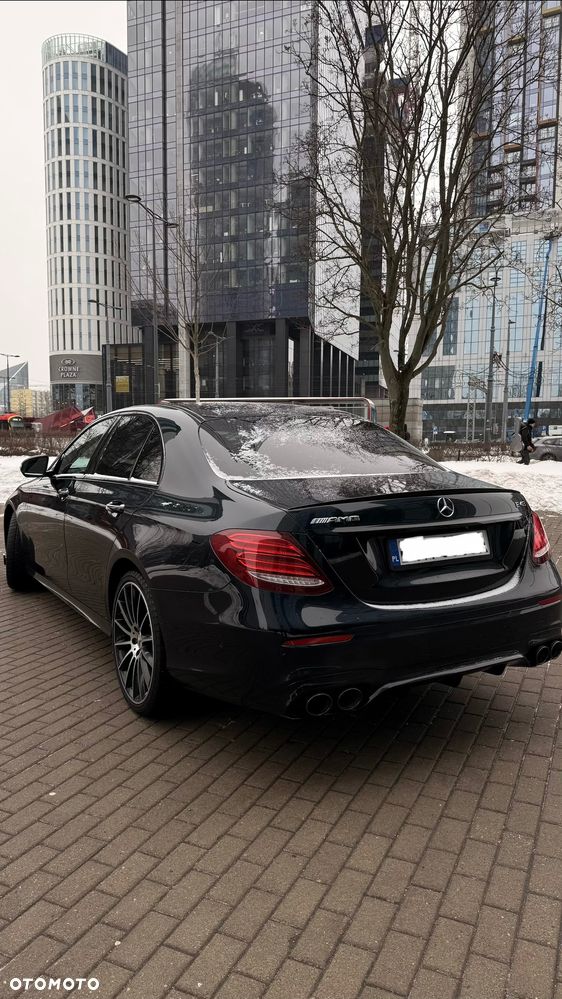 Mercedes-Benz Klasa E - 2