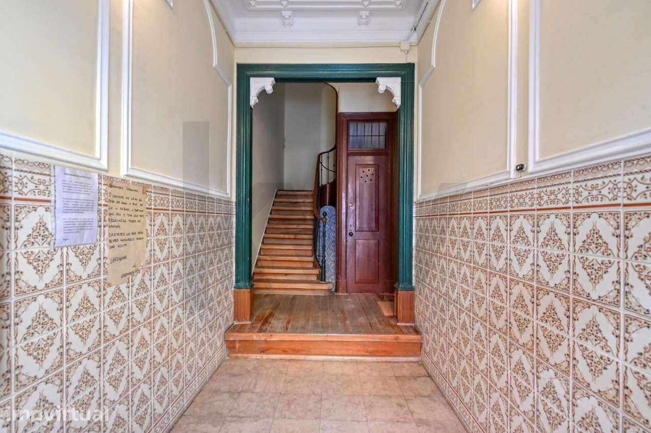 Apartamento T3+2 para arrendamento em Santo António, Lisboa - Grande imagem: 2/27