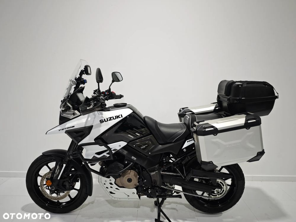 Suzuki V-STROM - 4