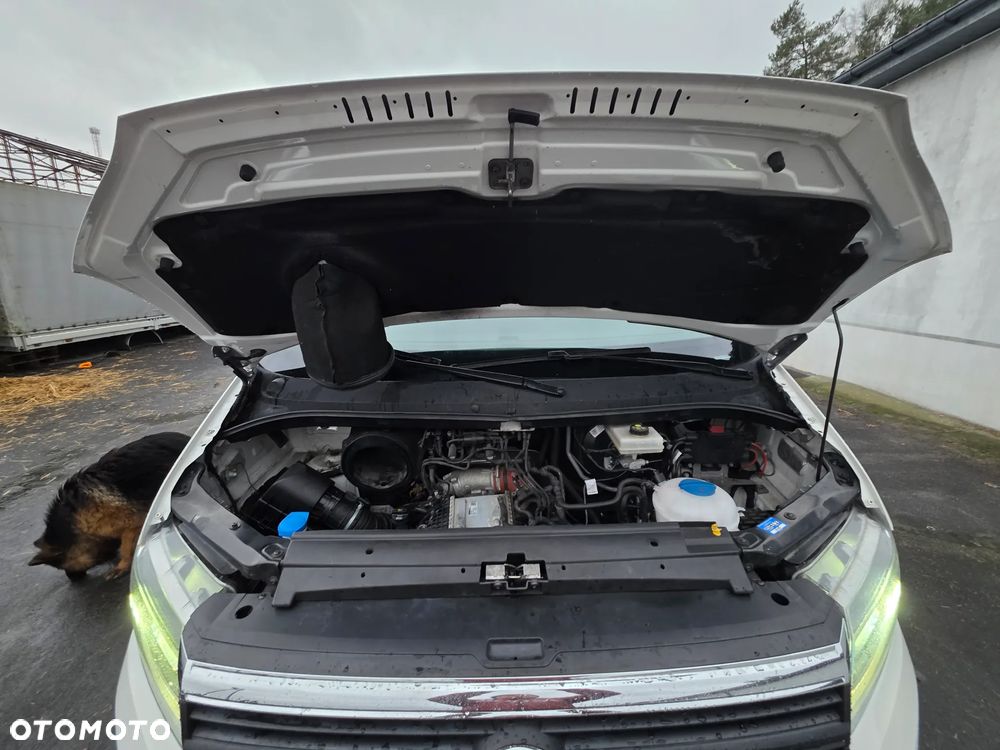 Volkswagen Crafter - 28