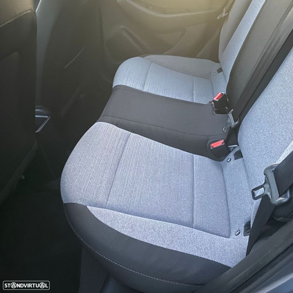 Hyundai i20 1.4 Comfort+P.Look+JLL16 AT - 34