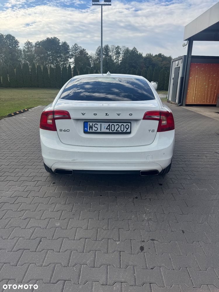 Volvo S60 - 7