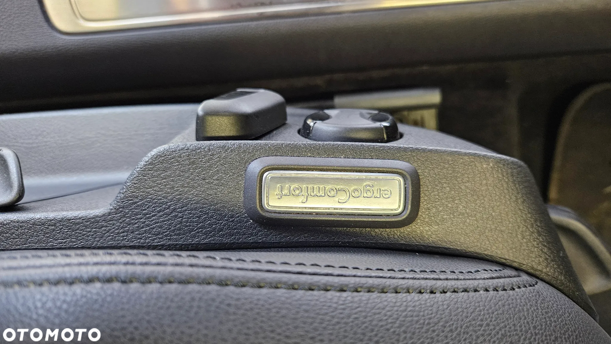 Volkswagen Passat - 24