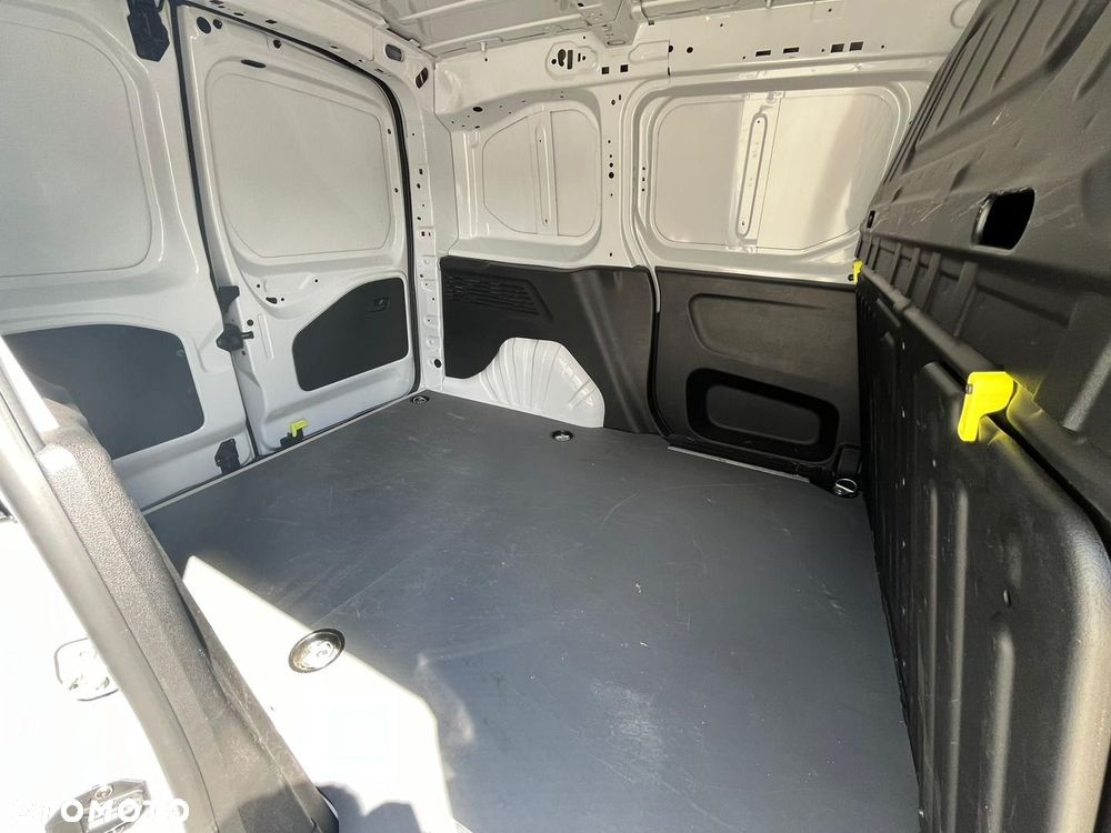 Toyota PROACE CITY - 26