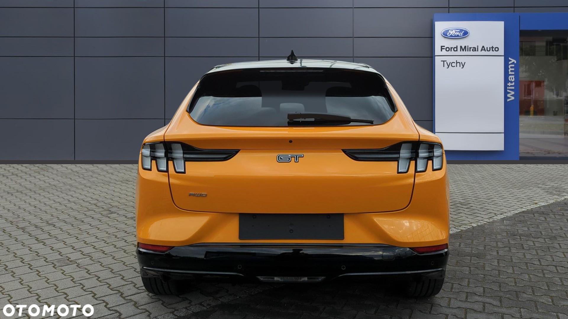 Ford Mustang Mach-E AWD GT - 4