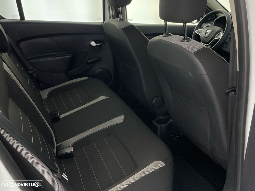 Dacia Sandero 1.0 SCe Stepway - 24
