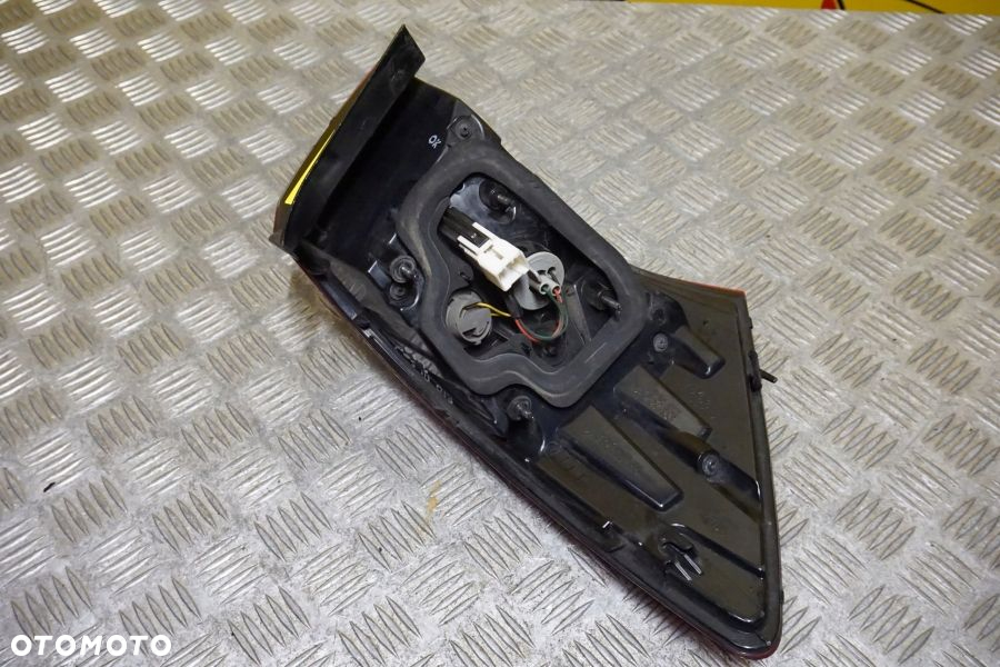 KIA RIO SEDAN 2012 - 2017 LAMPA TYŁ PRAWA TYLNA USA - 7