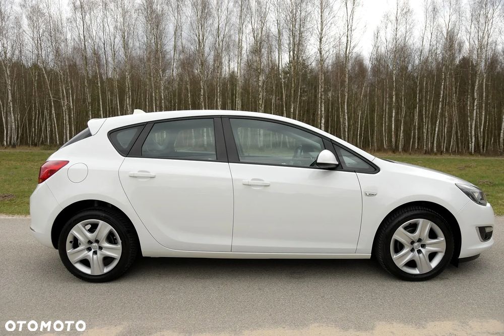 Opel Astra - 10